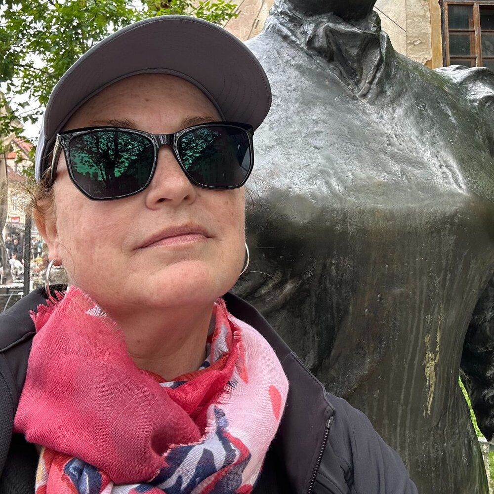 Meet your Posher, Jenn